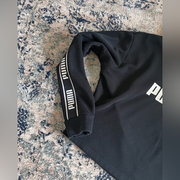 Puma Cropped Hoodie - Picture 9 of 10